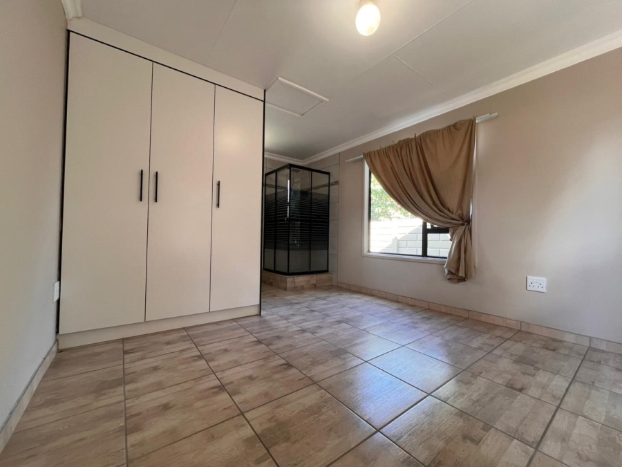 3 Bedroom Property for Sale in Geelhoutpark North West